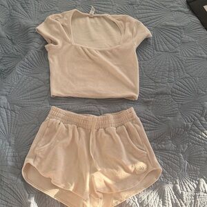 ALO Yoga Women's Soft Cream Pajama Set